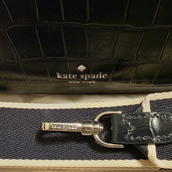 Kate Spade Crossbody Top Handle Bag In Dark Navy With Croc-Embossed Print - Picture 10 of 10
